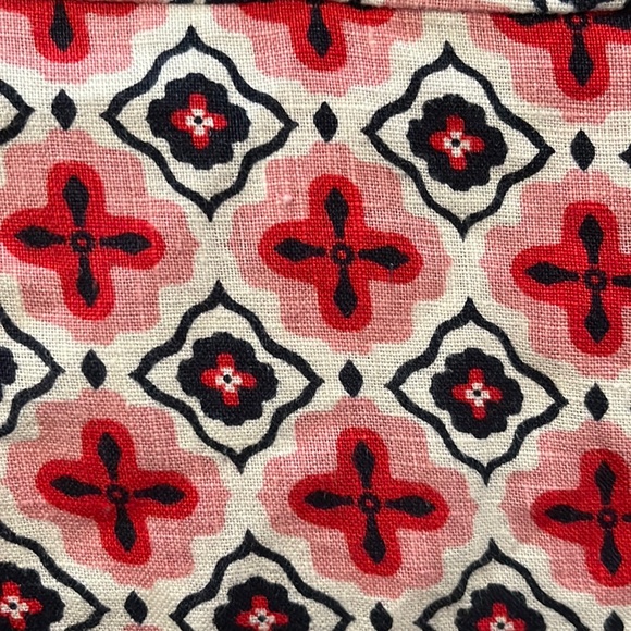 Boden Linen Long-sleeve V-neck Dress with Pockets - Picture 15 of 16